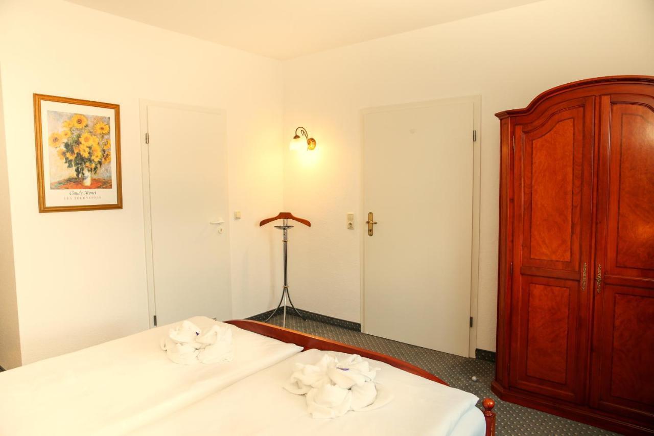 Hotel Esplanade Garni Kuehlungsborn Exterior photo